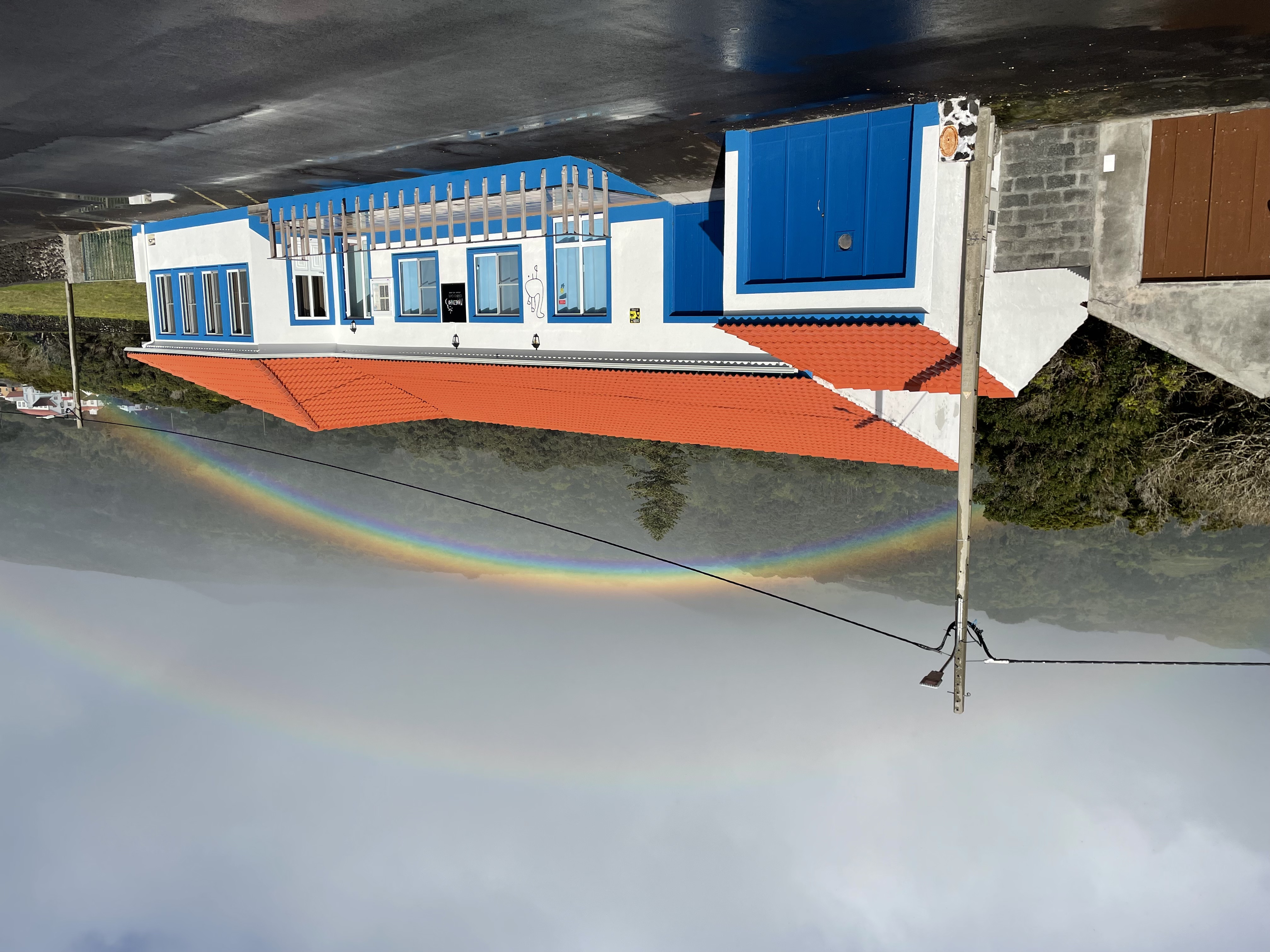 Manzehino buildig outside